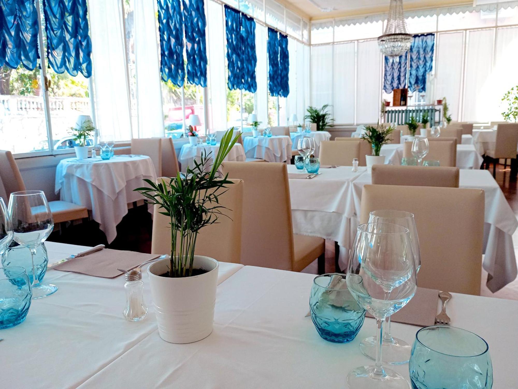Hotel Morandi Sanremo Exteriör bild