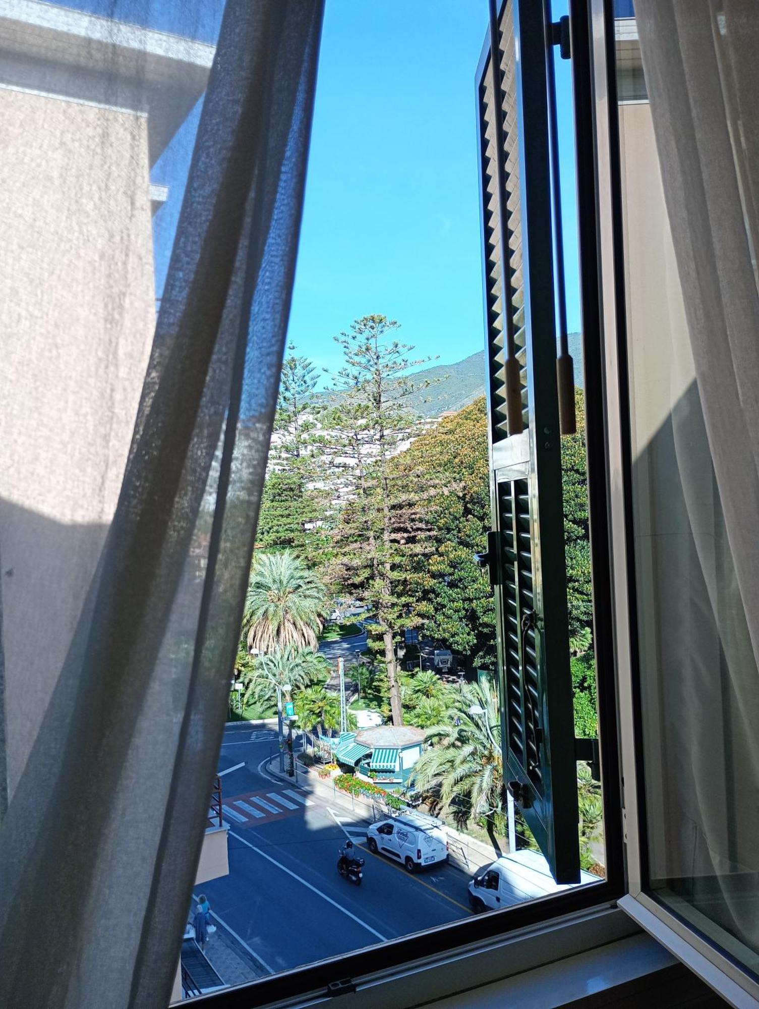 Hotel Morandi Sanremo Exteriör bild